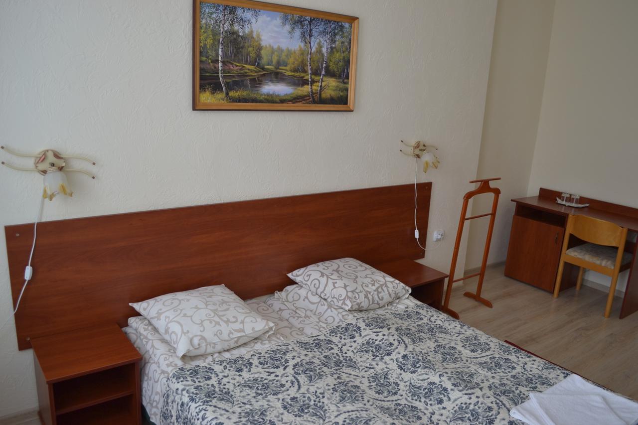 Hotel Helikon Yanoshi Eksteriør bilde